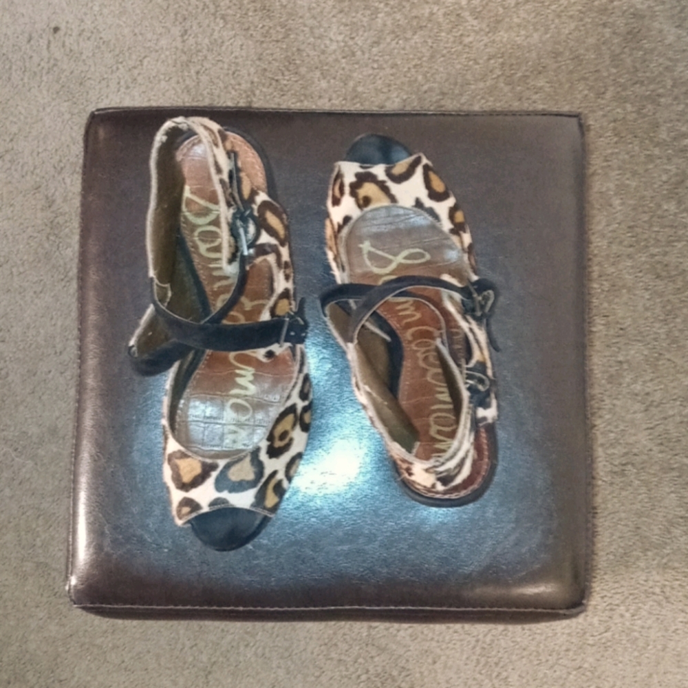 Shoes - Picture 3 of 3